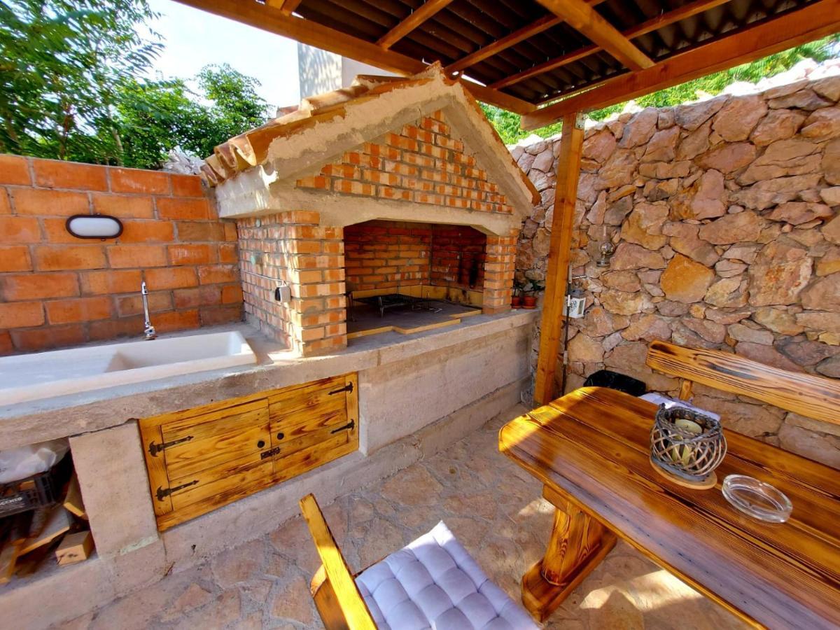 Holiday House Pag Zubovići Extérieur photo