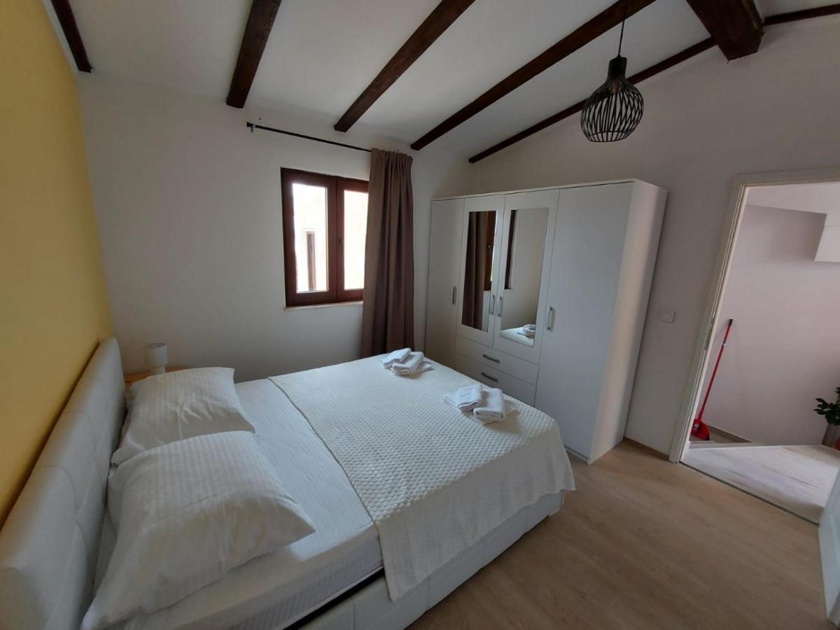 Holiday House Pag Zubovići Extérieur photo